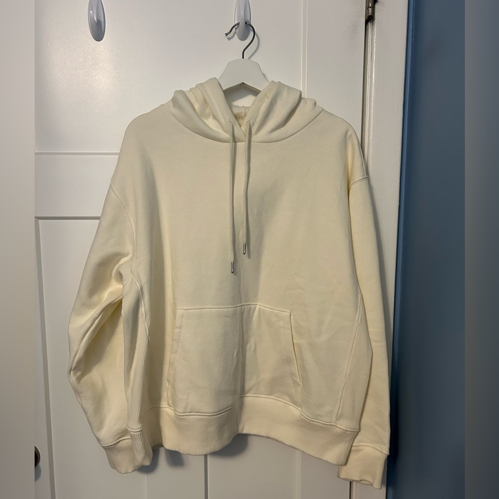 Oversized PINK hoodie ✂️Price Drop ✂️